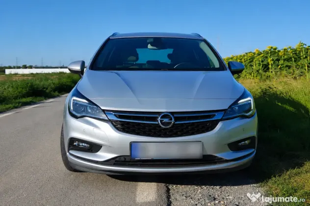 Opel Astra K Sport Tourer Dynamic 1.4 Turbo Automată |Decembrie 2016 |78.000 km
