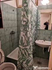 Piata sudului metrou parter cu balcon