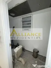 [ Marasesti - Budapesta ] [ Spatiul comercial ] 