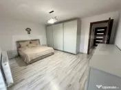 Casă impecabilă într-o zonă liniștită și apreciată