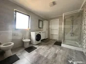 Casă impecabilă într-o zonă liniștită și apreciată