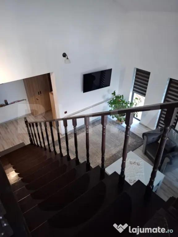 Casă impecabilă într-o zonă liniștită și apreciată