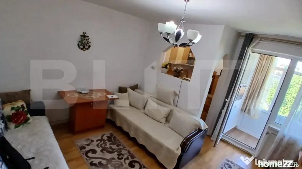 Garsonieră de vânzare în Reghin!