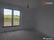 Casa cu 5 camere, 617 mp teren, Mosnita Veche