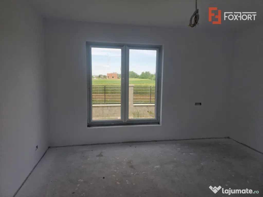 Casa cu 5 camere, 617 mp teren, Mosnita Veche