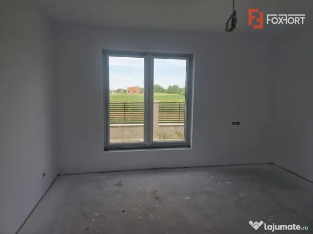 Casa cu 5 camere, 617 mp teren, Mosnita Veche