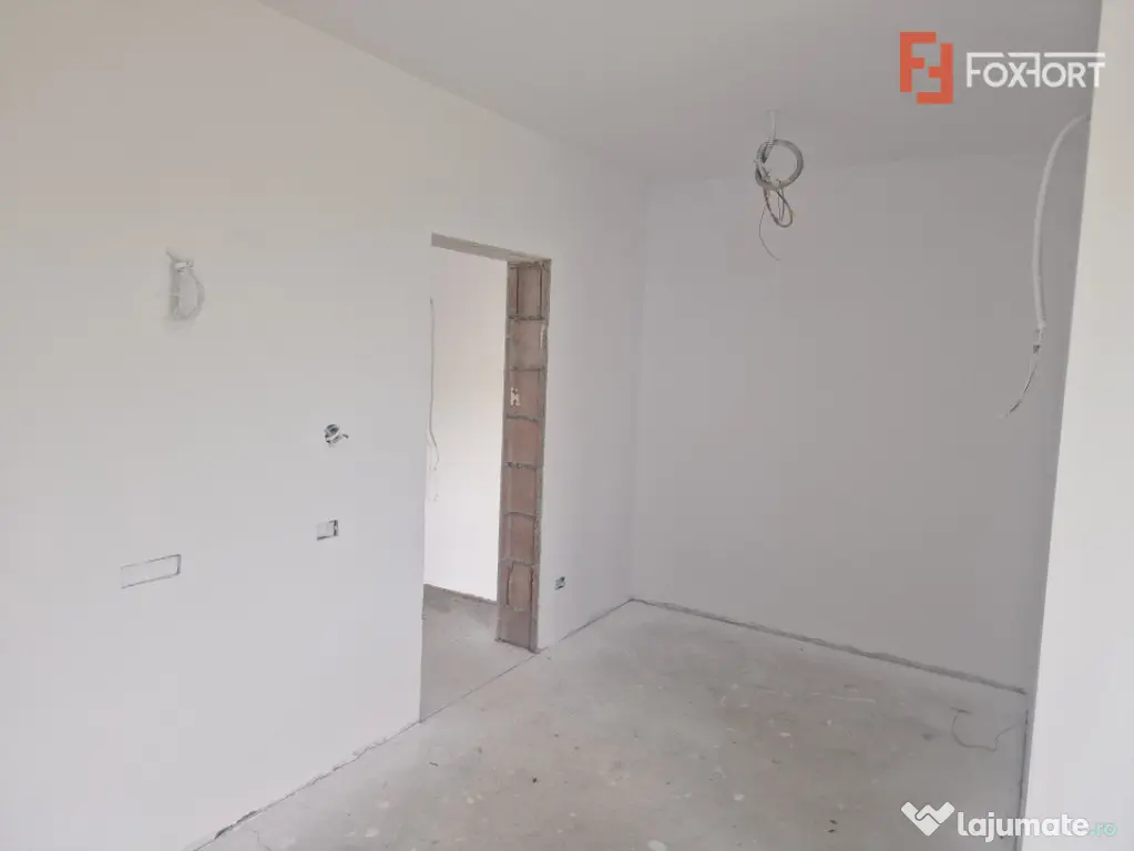 Casa cu 5 camere, 617 mp teren, Mosnita Veche