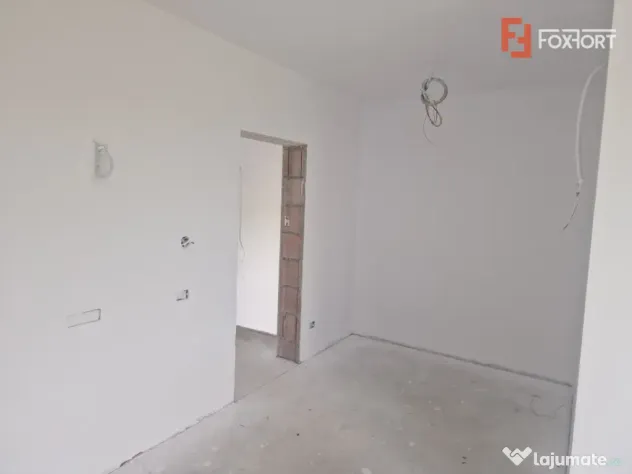 Casa cu 5 camere, 617 mp teren, Mosnita Veche