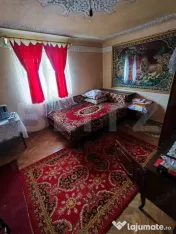 Casă tradițională cu etaj și teren 2.080 mp | Cadastru ? 