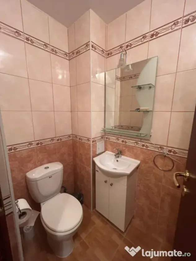 - Apartament 3 camere Buzaului, suprafata 66mp, etaj 2