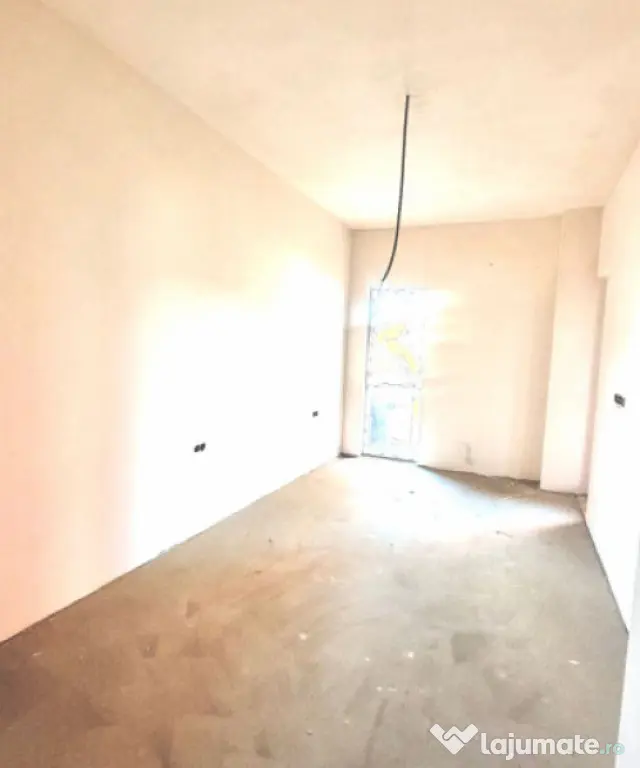 Apartament 4 camere 80mp , zona TINERETULUI