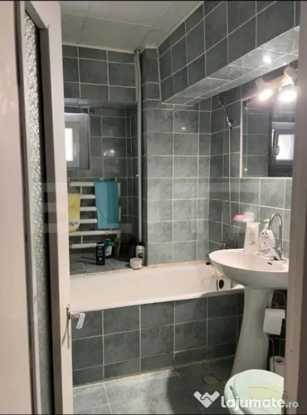 Apartament spațios, etaj 1 | 77 mp + 2 balcoane (93 mp tota