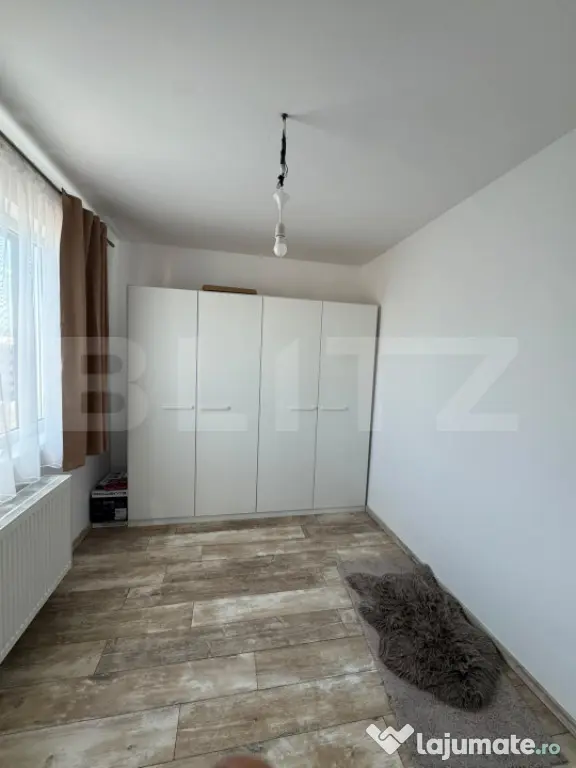 Apartament 3 camere , parcare, zona Tineretului