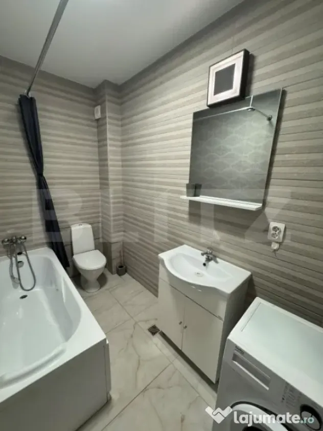 Apartament 3 camere , parcare, zona Tineretului