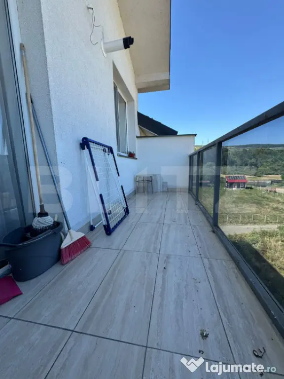 Apartament 3 camere , parcare, zona Tineretului