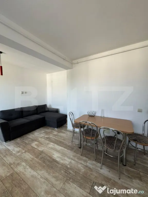 Apartament 3 camere , parcare, zona Tineretului