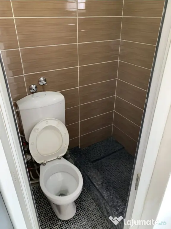 Garsoniera de vanzare cu numar de apartament si CF