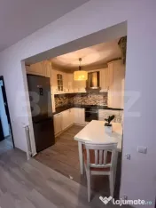 Apartament cu 2 camere, decomandat, zona Zamca 