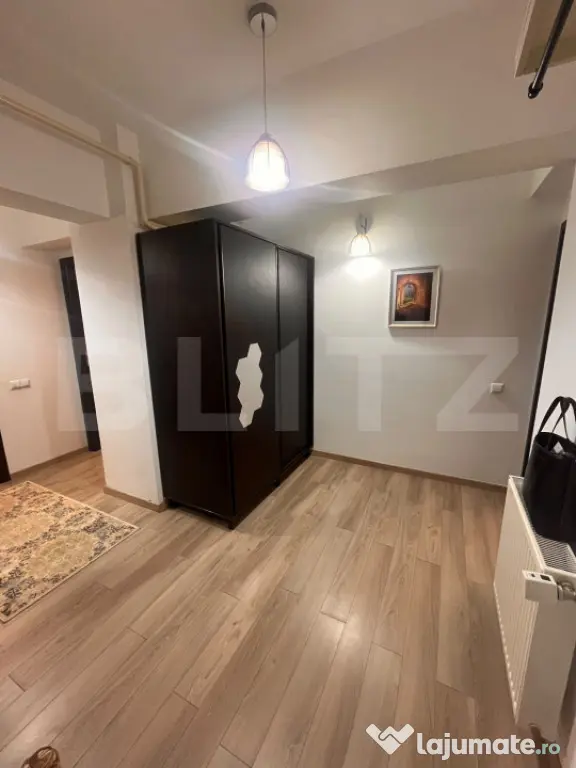 Apartament cu 2 camere, decomandat, zona Zamca