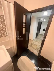 Apartament cu 2 camere, decomandat, zona Zamca 