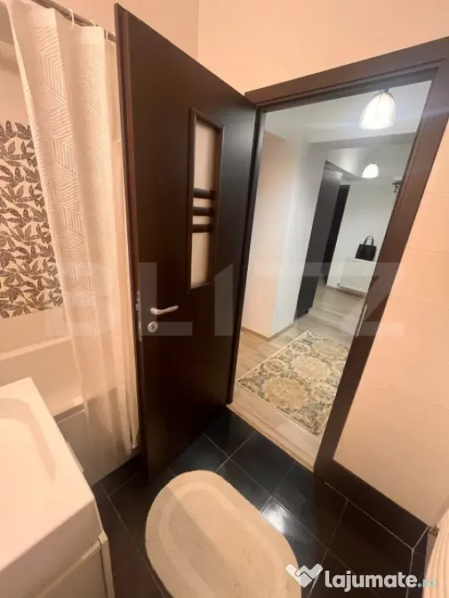 Apartament cu 2 camere, decomandat, zona Zamca
