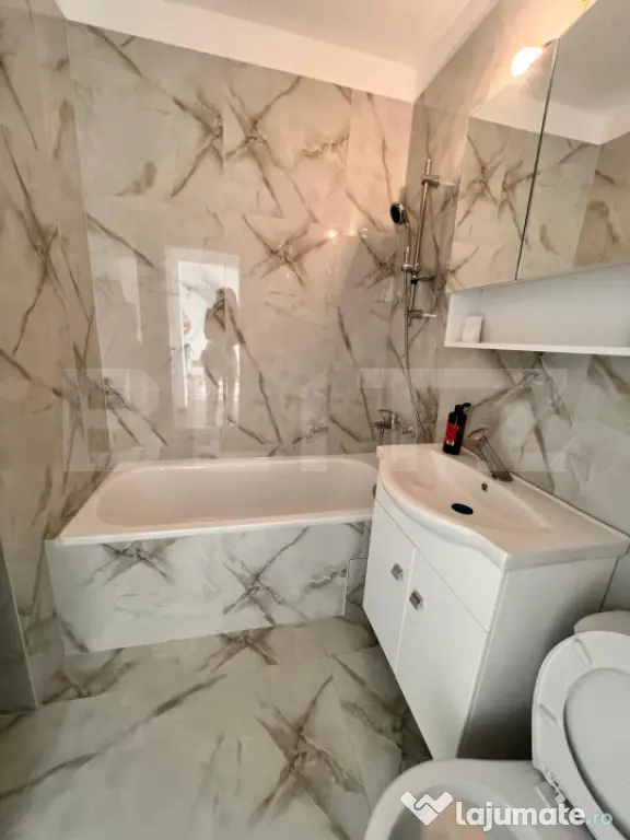 Apartament 2 camere, 44 mp, zona Centru