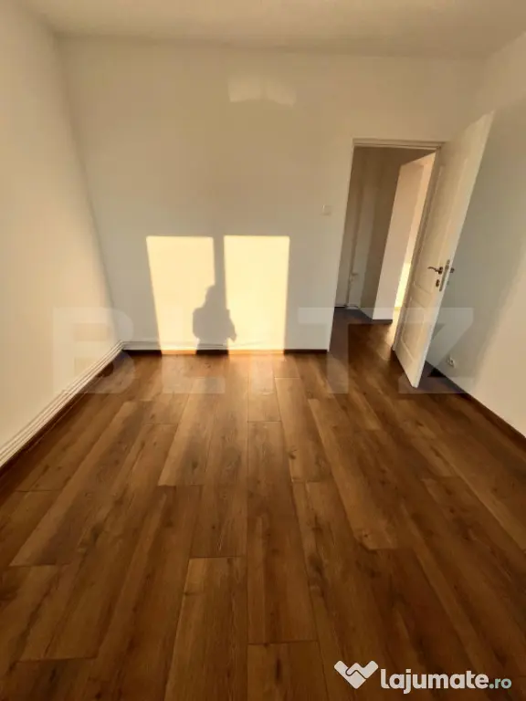 Apartament 2 camere, 44 mp, zona Centru
