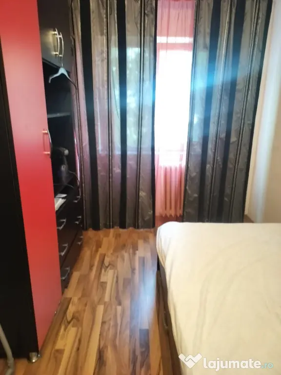 Apartament 4 camere, 64.10 mp, zona Rovine