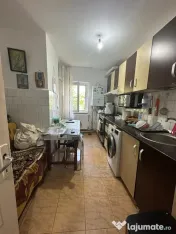 - Apartament 3 camere decomandat, Calarasi 4.