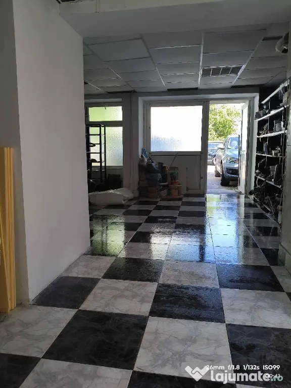 Spațiu comercial / 80 mp | Stradal | 5 parcari | Oradea central