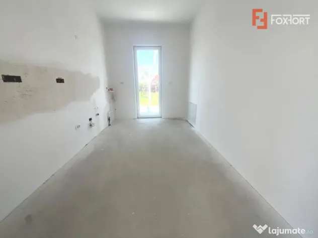 Duplex cu 4 camere si teren de 381 mp - zona Mosnita Noua