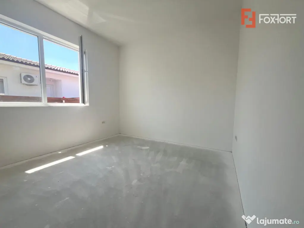 Duplex cu 4 camere si teren de 381 mp - zona Mosnita Noua