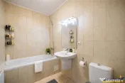 3D Film! Decomandat, etaj2, terasa, parcare, Central, Brasov 