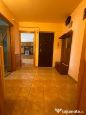 - Apartament 2 camere decomandat, zona Radu Negru. 