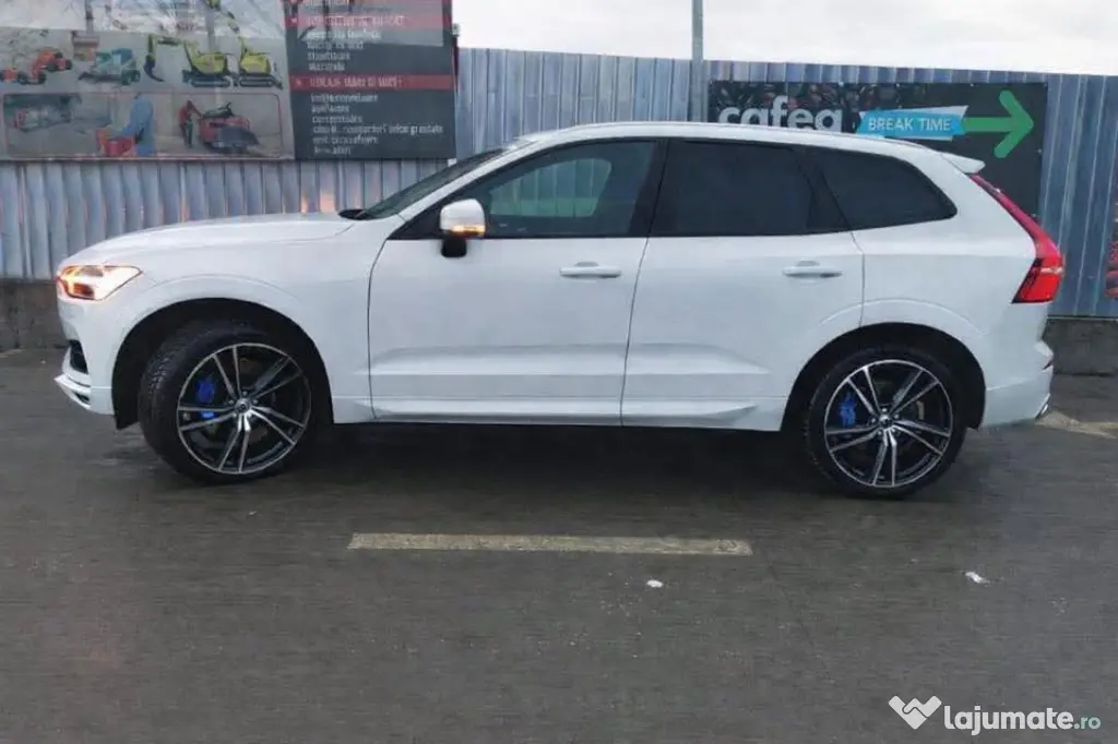 proprietar vând Volvo XC60 din 2020