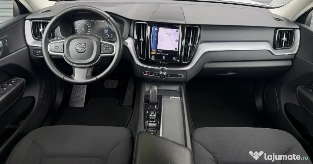 proprietar vând Volvo XC60 din 2020