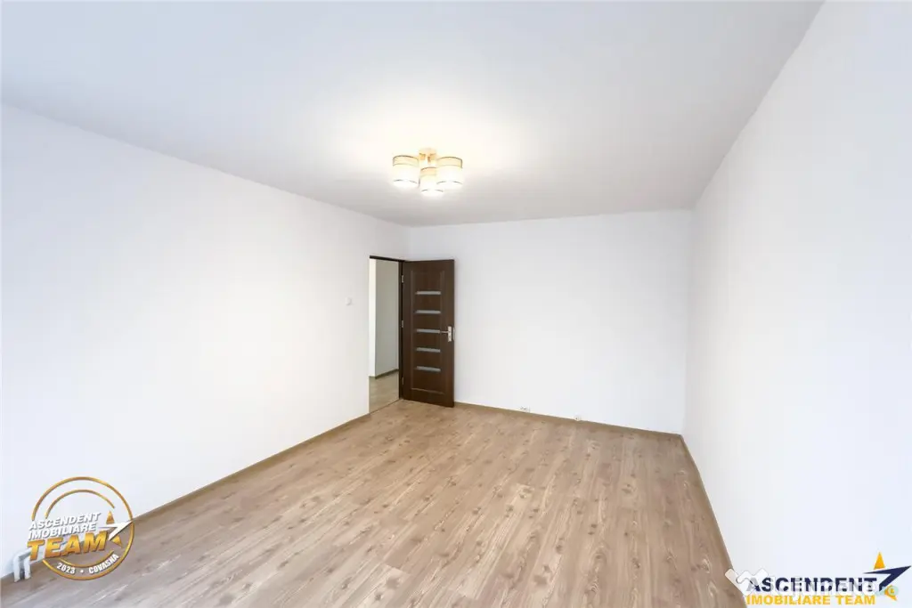 Apartament modern 2 camere, priveliste spre padure, ergonomi