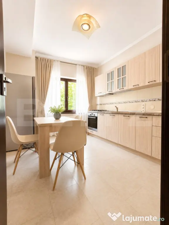 ???? Apartament 2 camere | 70 mp | Zonă foarte bună | Spa?