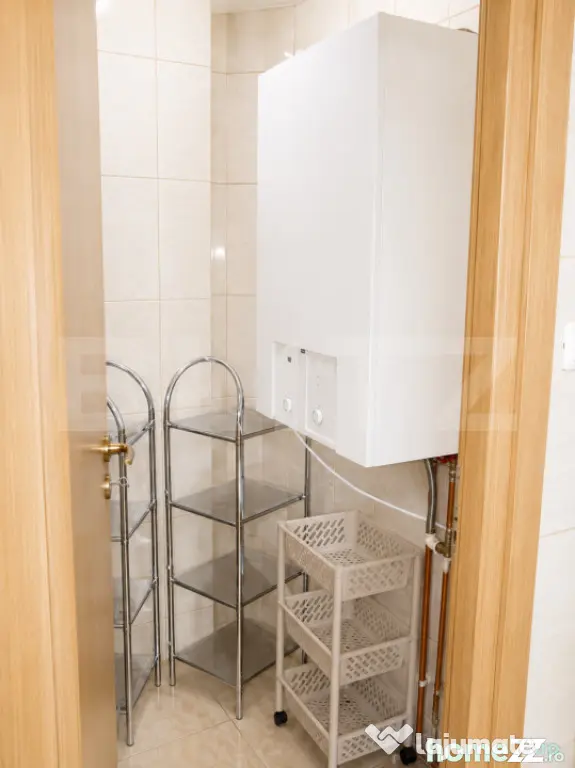 Apartament spațios cu 3 camere, parcare | Aproape de Mall A