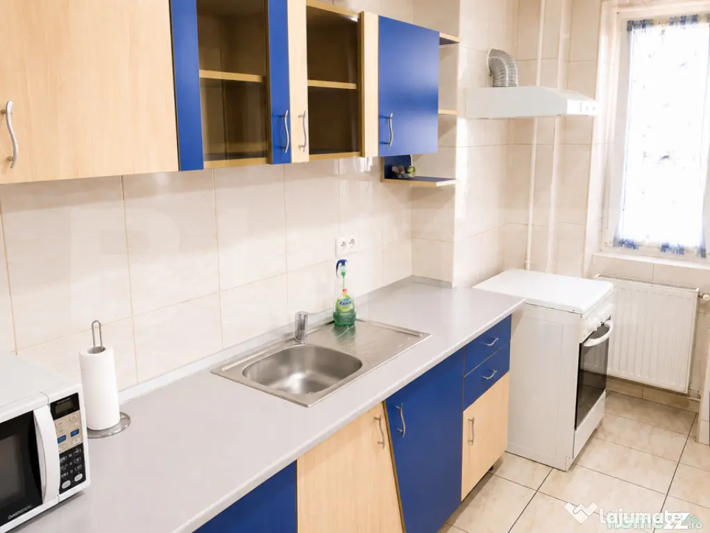 Apartament spațios cu 3 camere, parcare | Aproape de Mall A