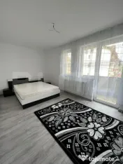 Apartament 3 camere, modern, 68 mp, parcare, zona Florilor