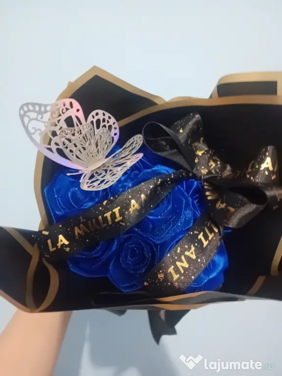 aranjamente si buchete handmade din satin