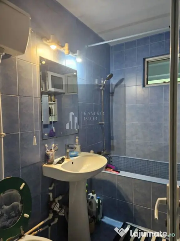 Apartament 3 camere etaj 1 decomandat Brancoveanu/2 loc p...