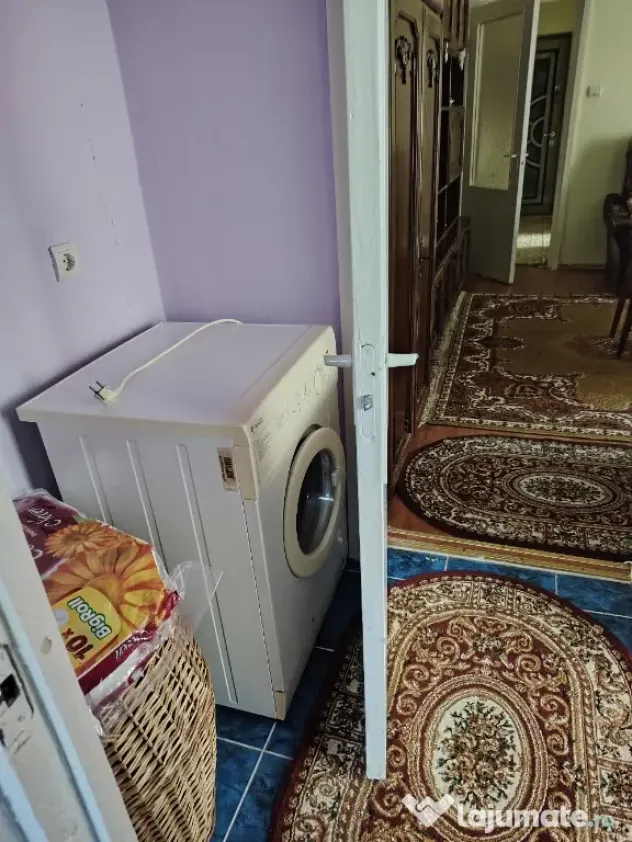 Vând apartament 2 camere, zonă ultracentrală