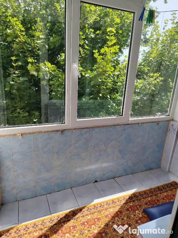 Vând apartament 2 camere, zonă ultracentrală