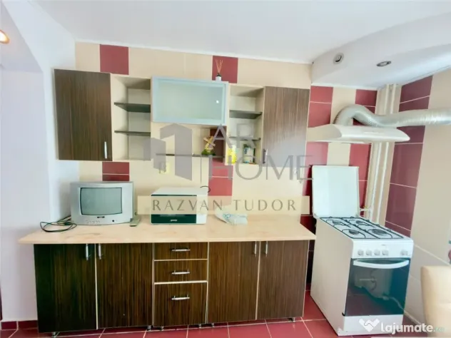 Garsoniera 40m2 , zona Cantacuzino , Ploiesti