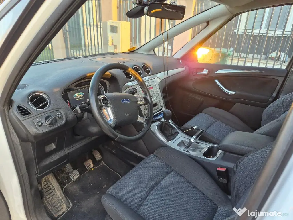 Ford S-Max benzina