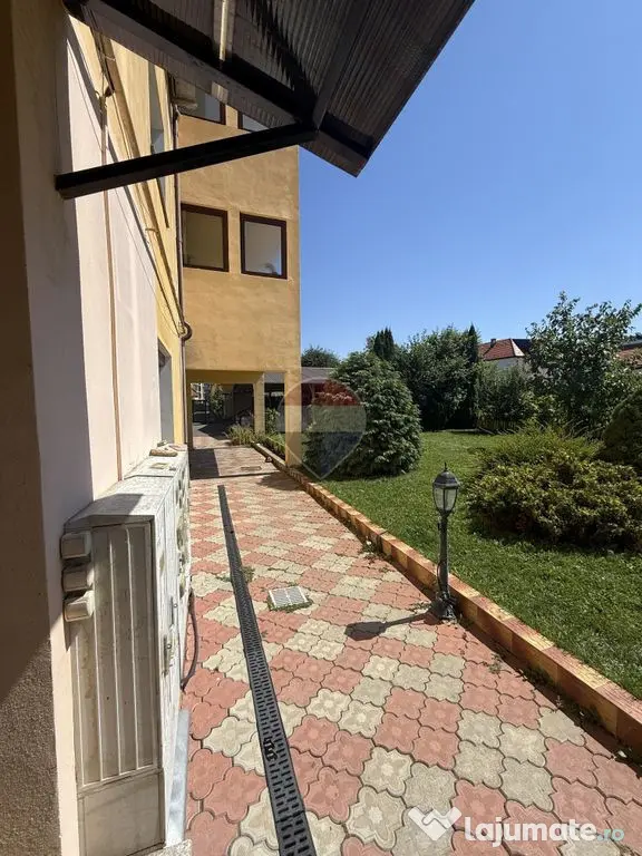 Apartament cu 2 camere de închiriat în zona Blumana