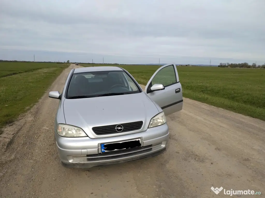 Vând Opel Astra G