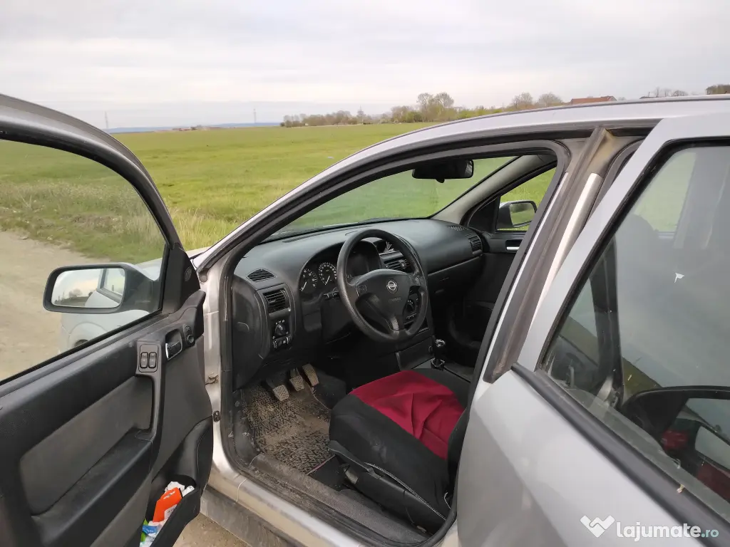 Vând Opel Astra G